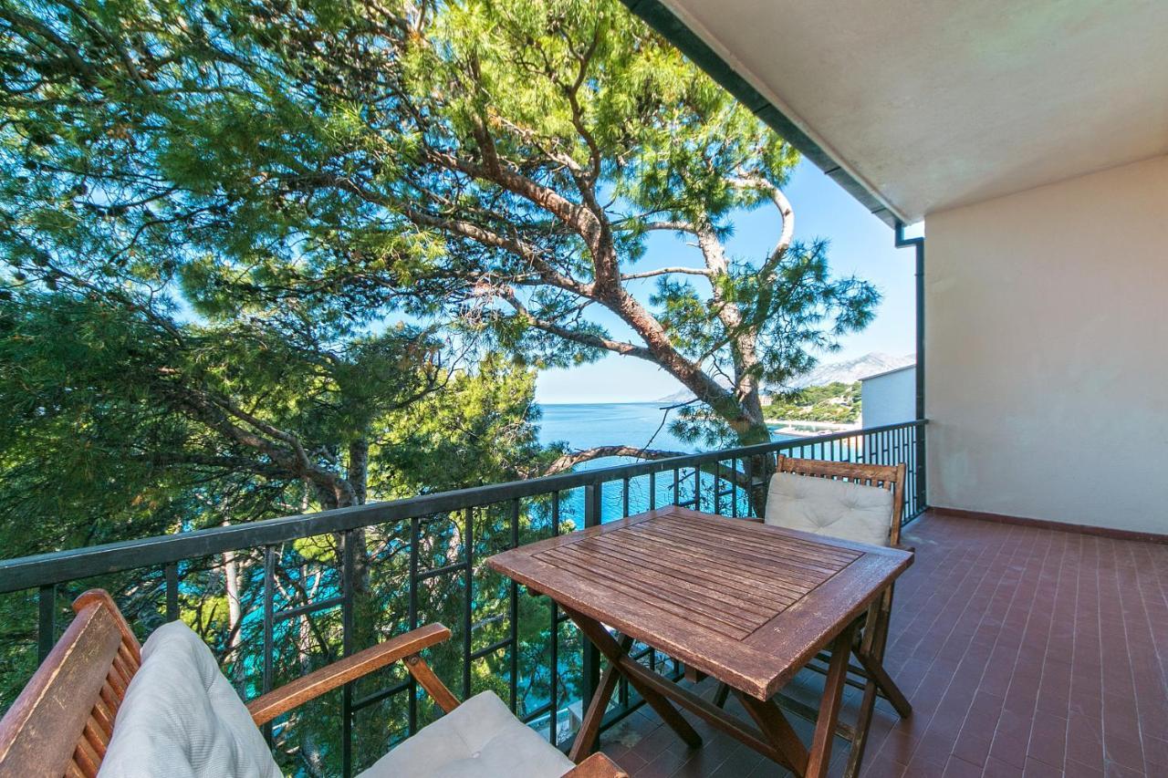 Apartments By The Sea Brela, Makarska - 16950 Exterior foto